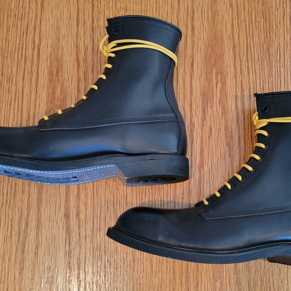 Made in USA Wolverine boots - Picture 3 of 6
